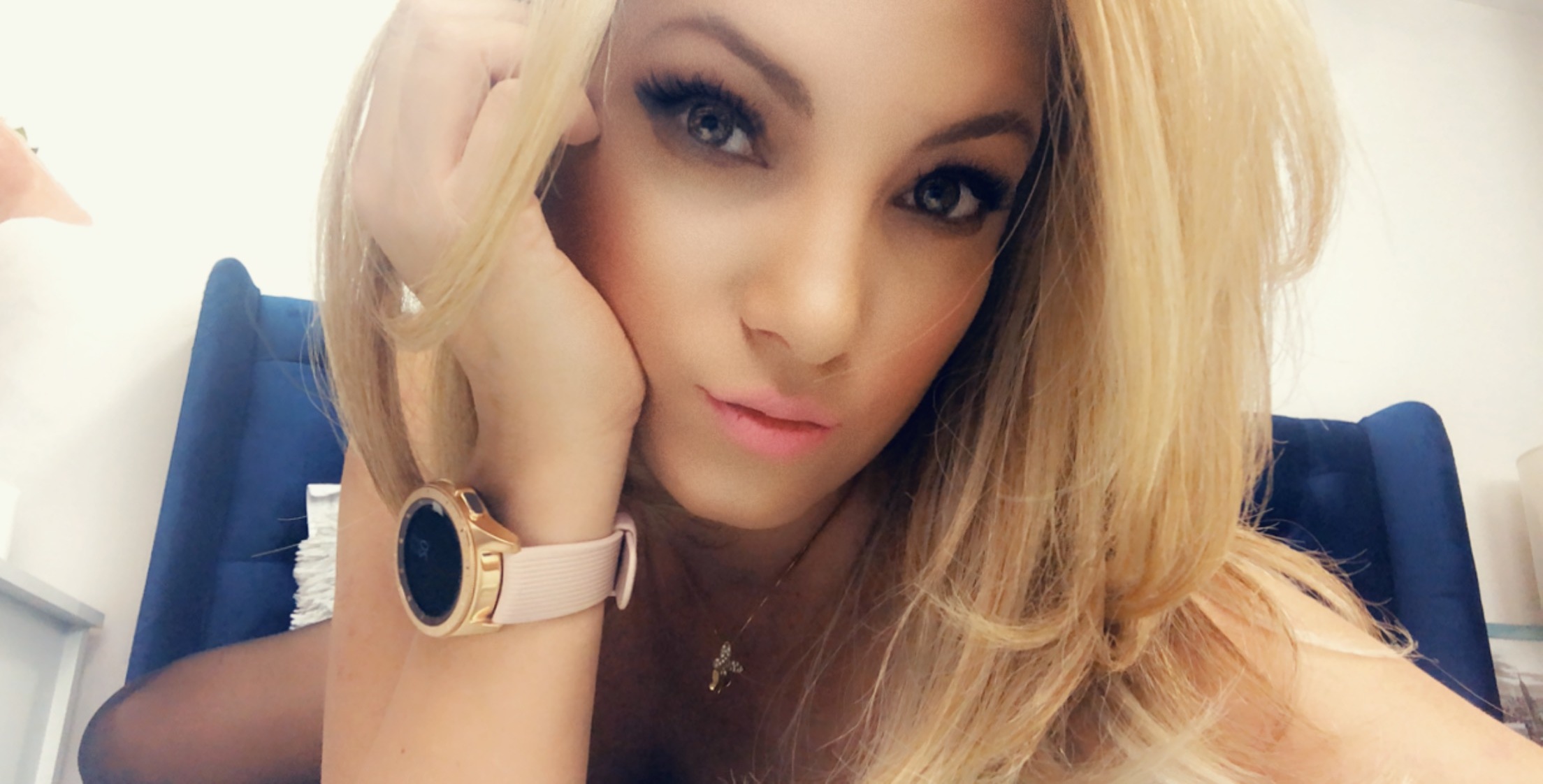 Live sex webcam photo for AngelicFelisha #7331547