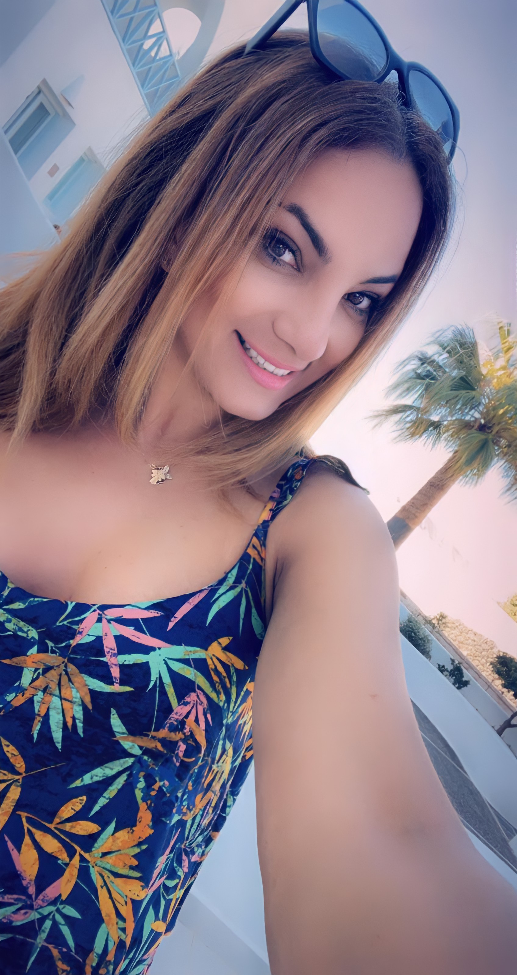 Live sex webcam photo for AngelicFelisha #7331667