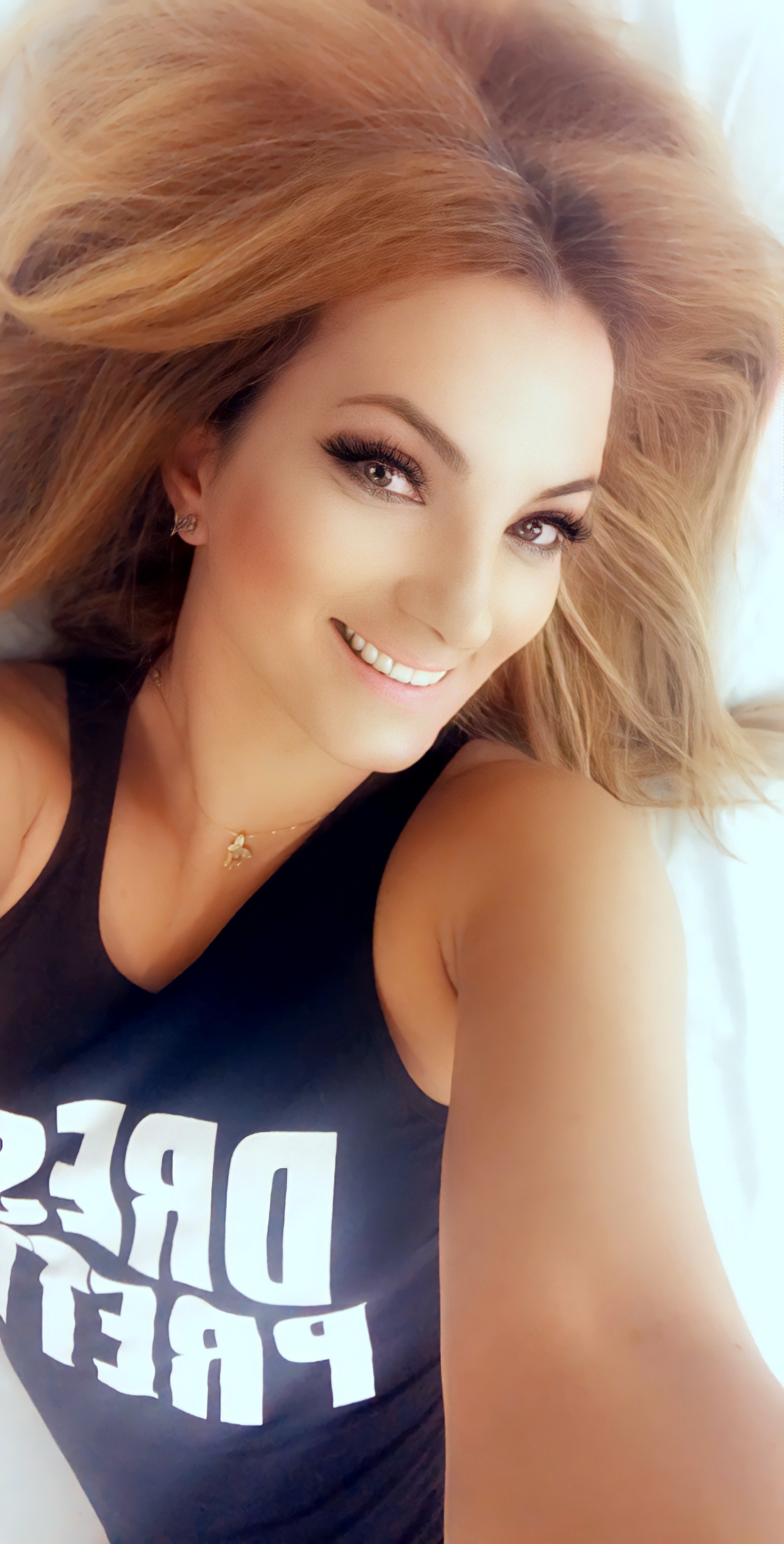 Live sex webcam photo for AngelicFelisha #7331489