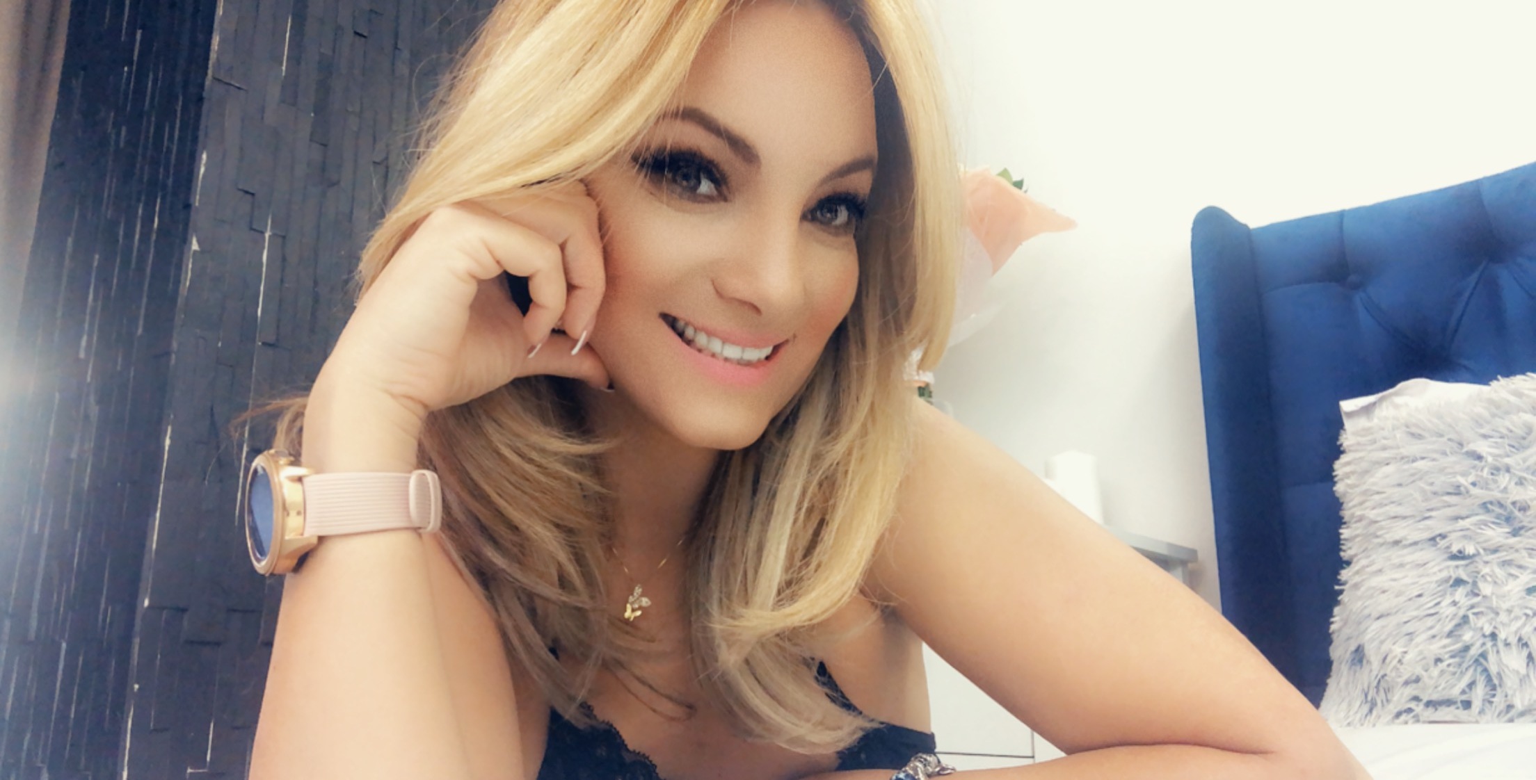 Live sex webcam photo for AngelicFelisha #7331549