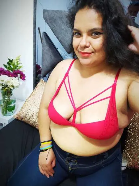 Live sex webcam photo for KAROLLEVANS0152 #3137574