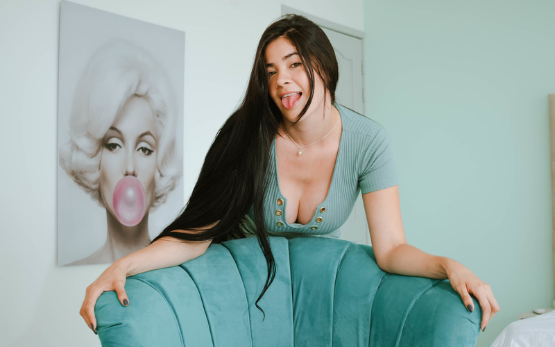 Live sex webcam photo for abbiiemorgan #3175930