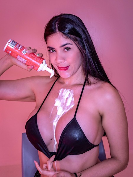 Live sex webcam photo for abbiiemorgan #3608231