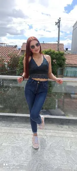 Live sex webcam photo for Gabi0852 #3258844
