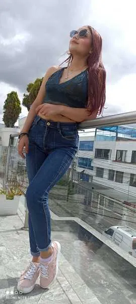 Live sex webcam photo for Gabi0852 #3258846