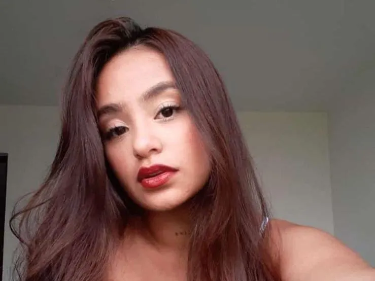 Live sex webcam photo for Laurasmith18 #3127585