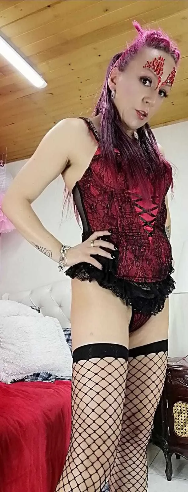 Live sex webcam photo for SamyQueen #7930741
