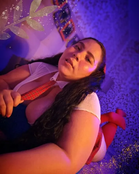 Live sex webcam photo for lucerotaxu195 #3786287