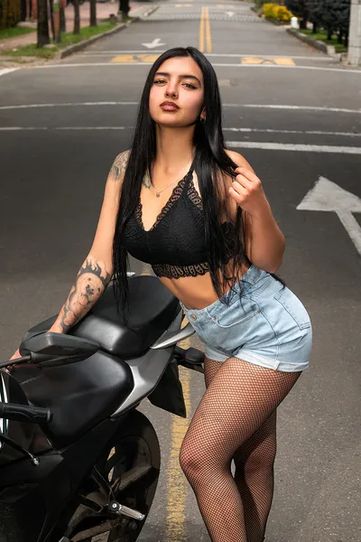 Live sex webcam photo for AngelicaRuiz #3828861