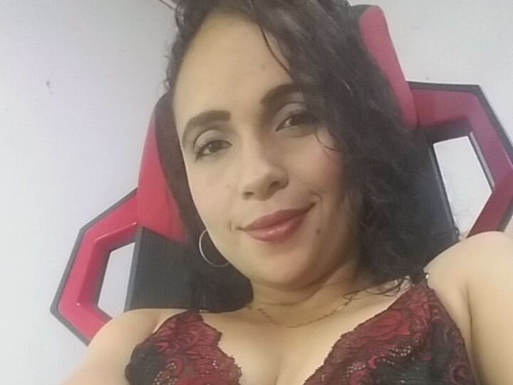 Live sex webcam photo for Alexacambell #3180242