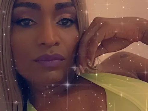 Live sex webcam photo for DannaChicatsSexyblack #3130391
