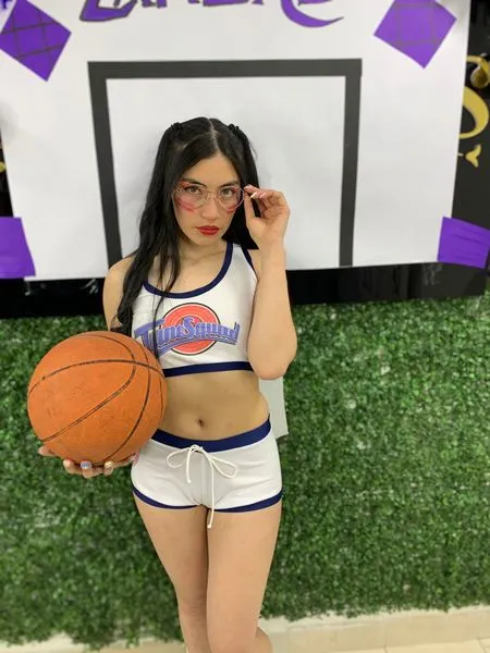 Live sex webcam photo for KattiMiller #6079672