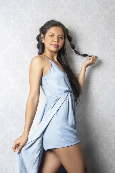 Live sex webcam photo for KylieeCollins #3767621