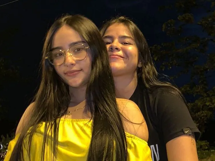 Live sex webcam photo for angelinsamantha #3137777