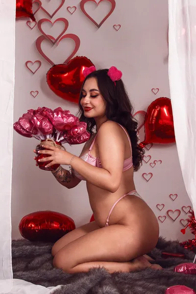Live sex webcam photo for NoahSmitth #4098268