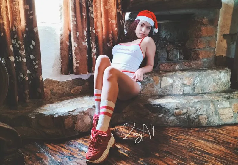 Live sex webcam photo for Zoeyoff #3773432