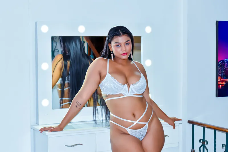 Live sex webcam photo for ParisPeach #4213248