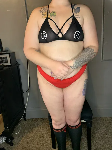 Live sex webcam photo for Curvychic18 #4230626