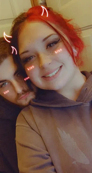 Live sex webcam photo for Curvychic18 #4230586