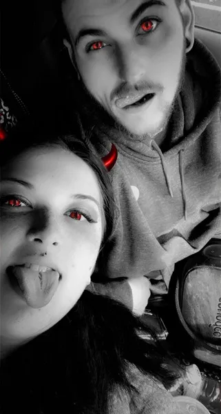 Live sex webcam photo for Curvychic18 #4230579