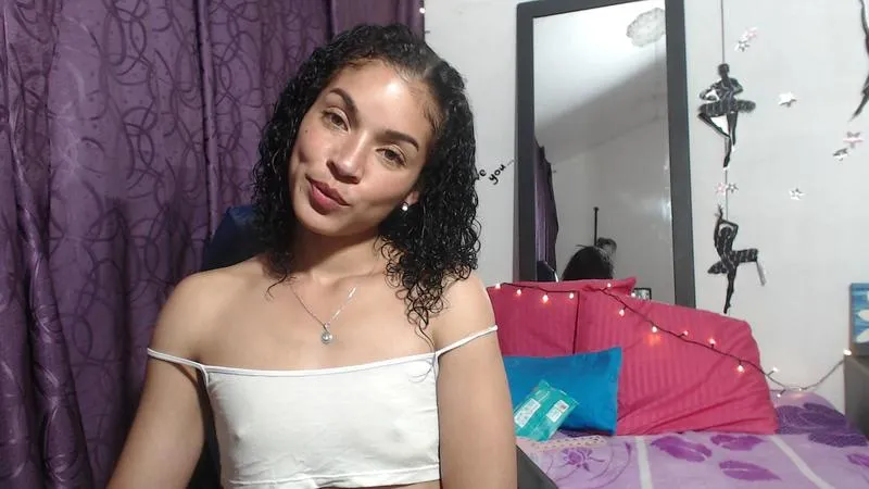 Live sex webcam photo for ROUSSEZV #3221009