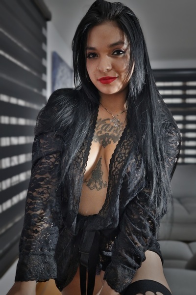 Live sex webcam photo for MaddyRouse #3338058