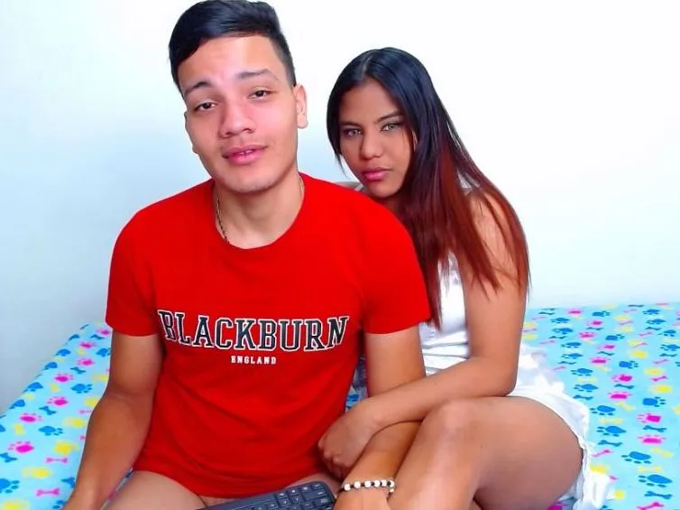 Live sex webcam photo for couplecool21 #3192220