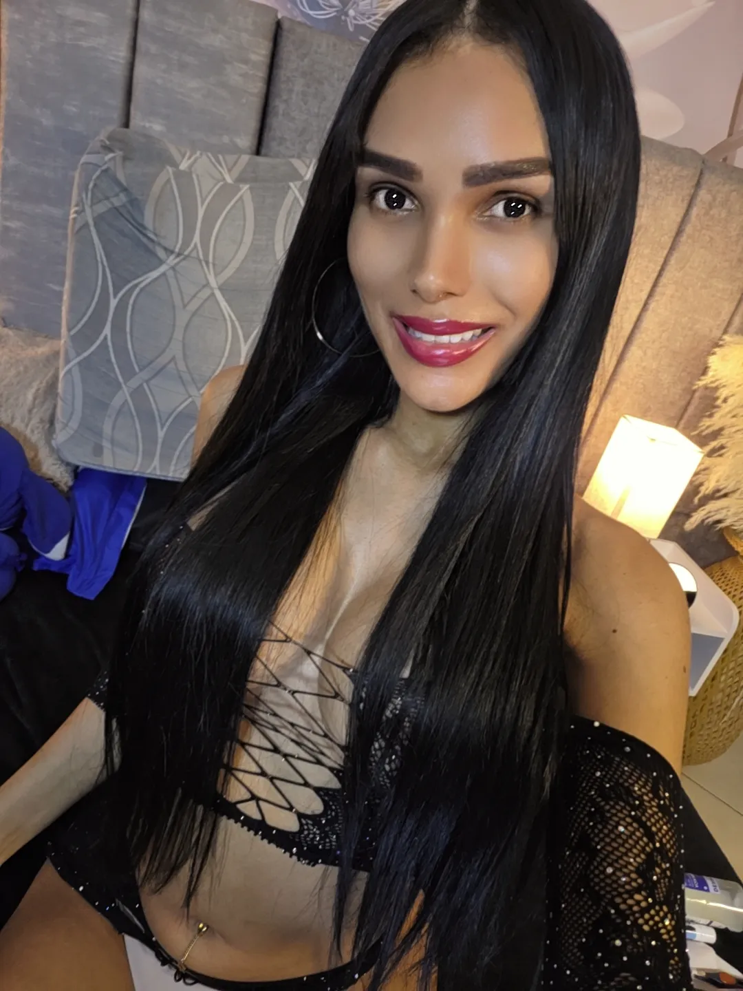 Live sex webcam photo for Vanezzat50 #8607025