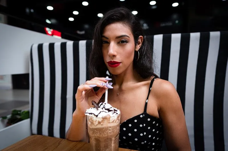 Live sex webcam photo for MichelKorn #3420922