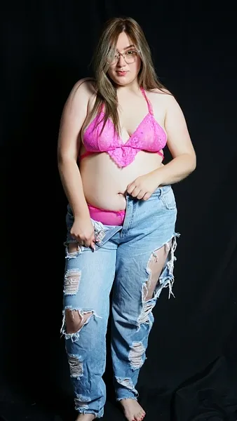 Live sex webcam photo for JessiCapelli #3150055