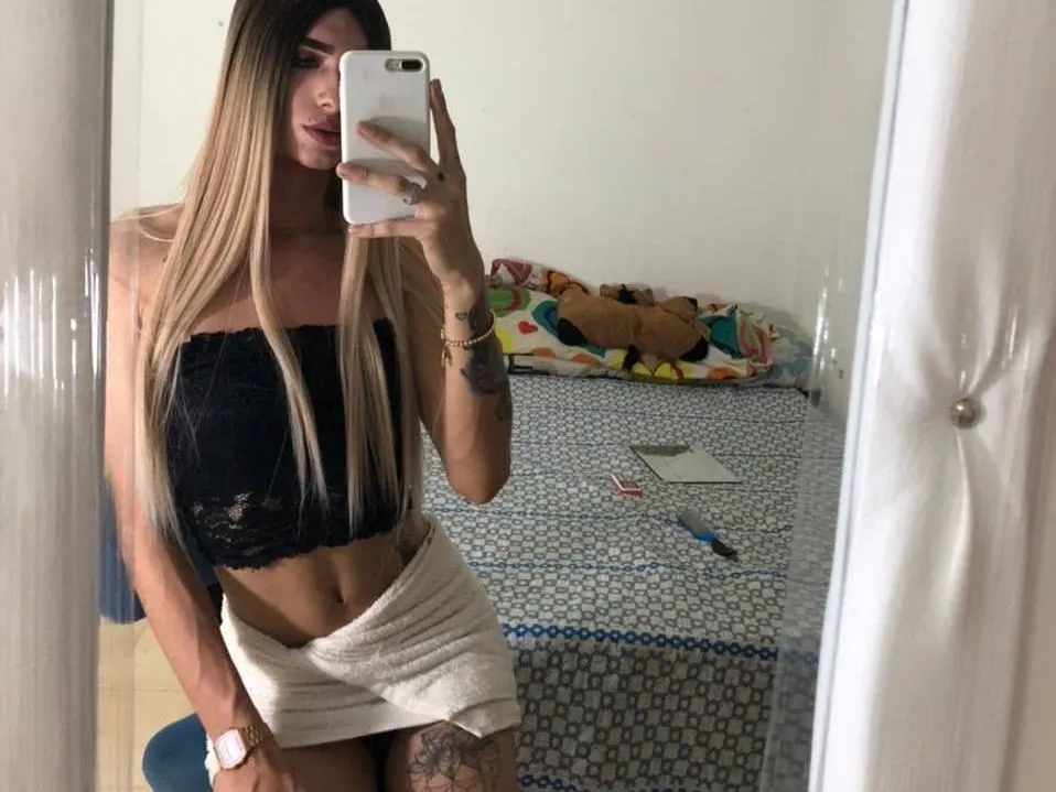 Live sex webcam photo for naugthykloe #3147317