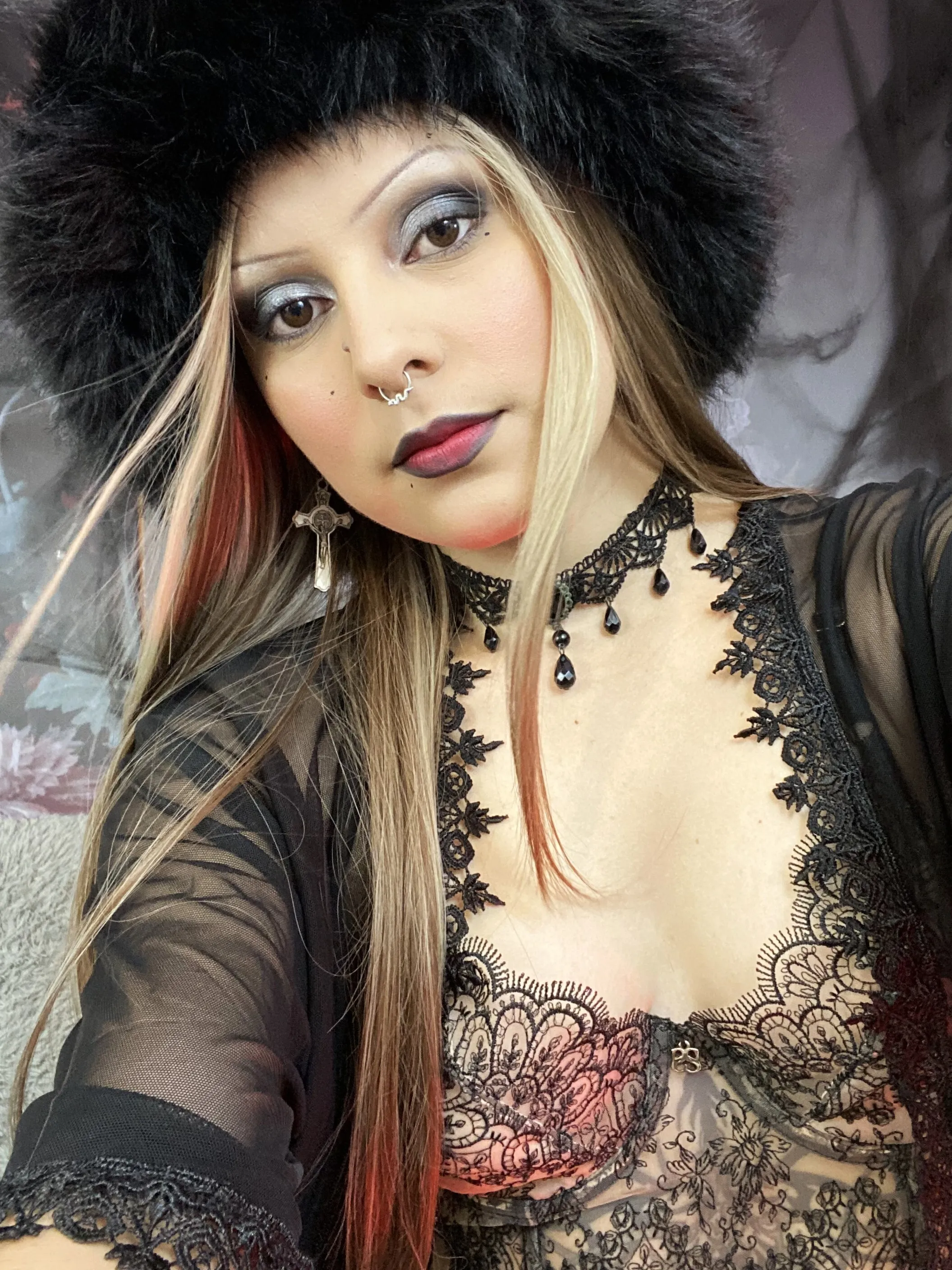 Live sex webcam photo for IrinaLevin #7970936