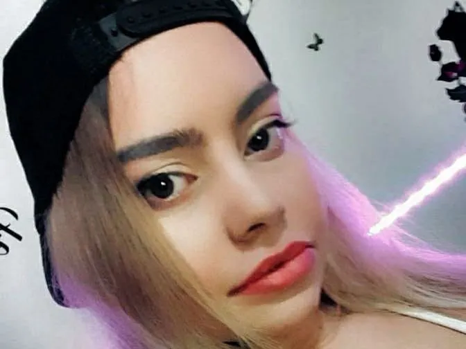 Live sex webcam photo for ellajustt18 #3241069