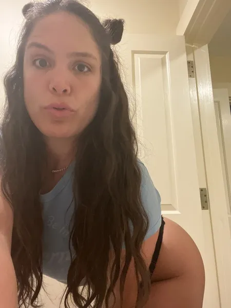 Live sex webcam photo for RosaliaRicci #3310411
