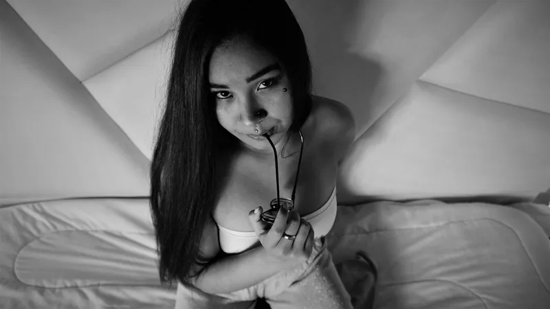 Live sex webcam photo for DeniseMulleer #3265188