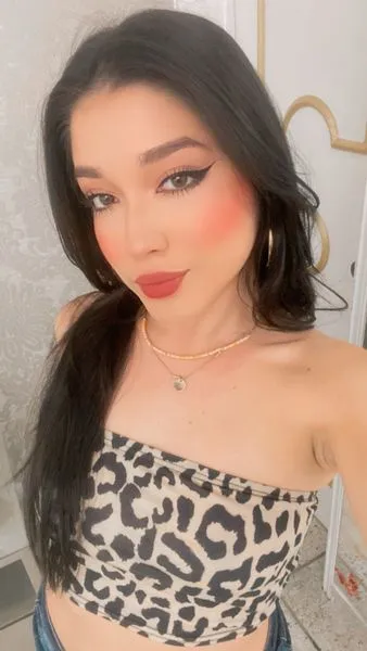 Live sex webcam photo for KeylaDixon #3423780