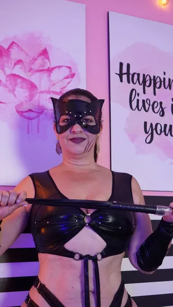 Live sex webcam photo for RoxxannaGrey #3648618