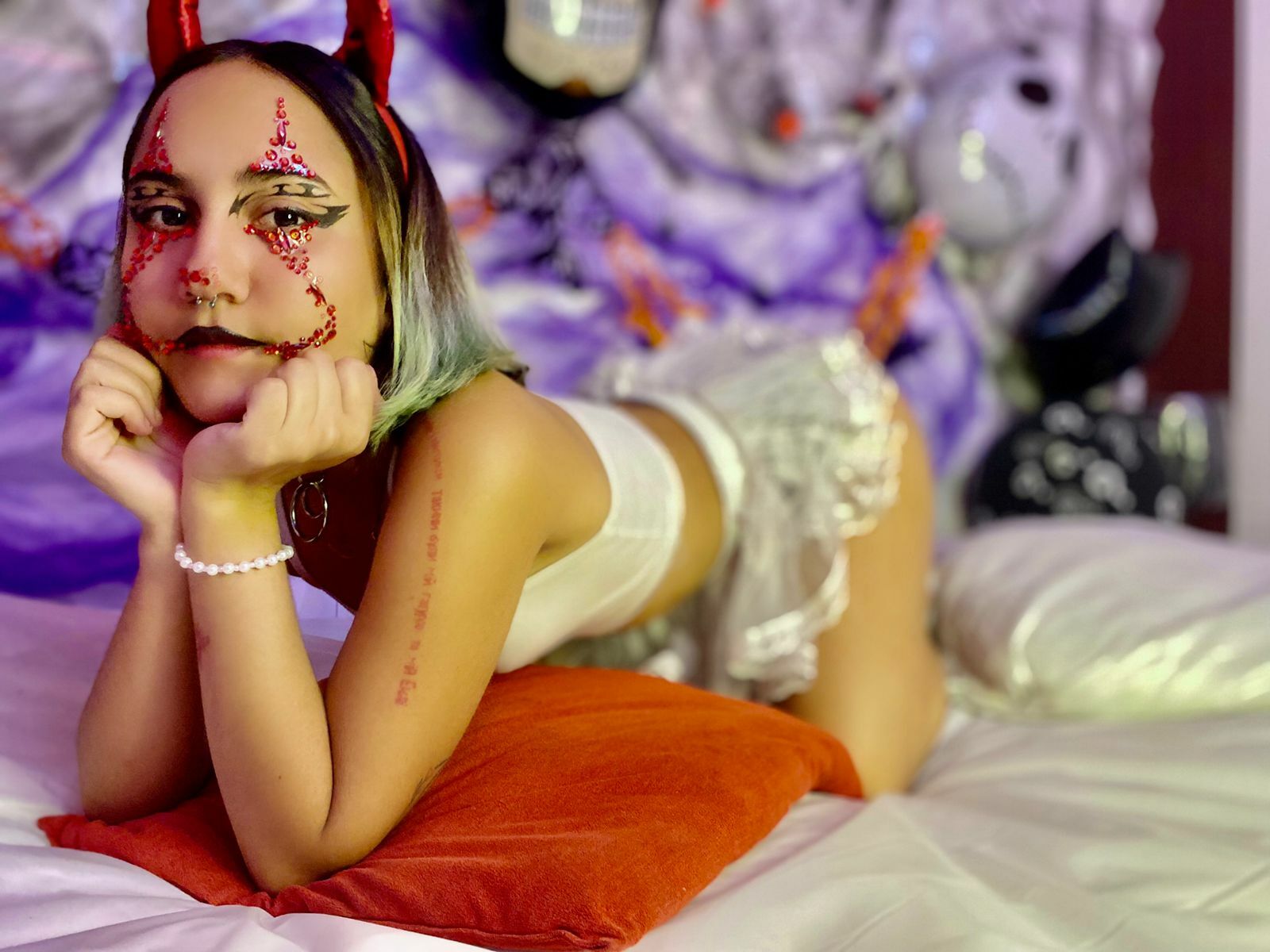 Live sex webcam photo for camilaSwitt #7385829