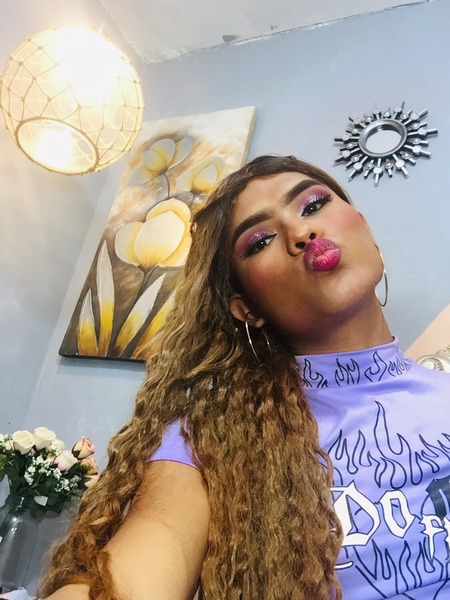 Live sex webcam photo for Miatransxhot #3212061