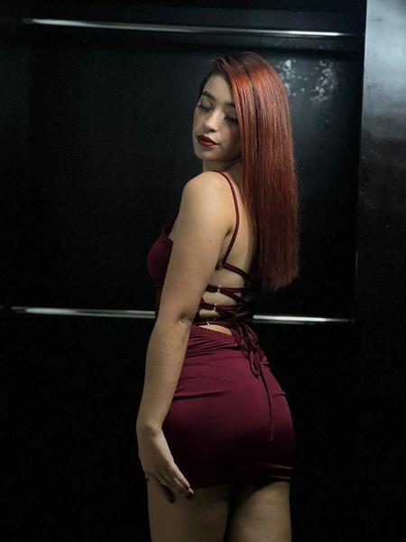 Live sex webcam photo for KarlaGrisales #3305516