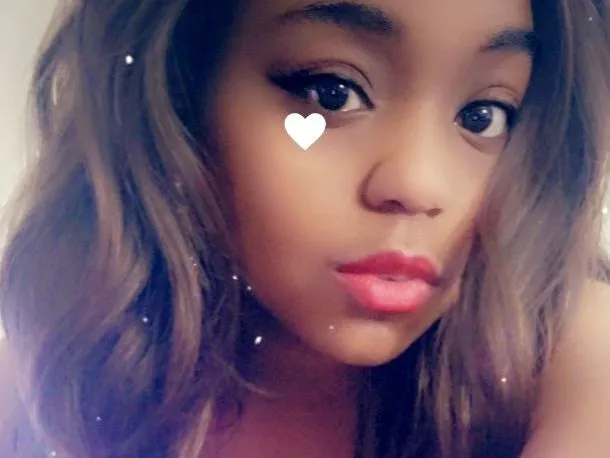 Live sex webcam photo for DiamondLuvvv #3201233