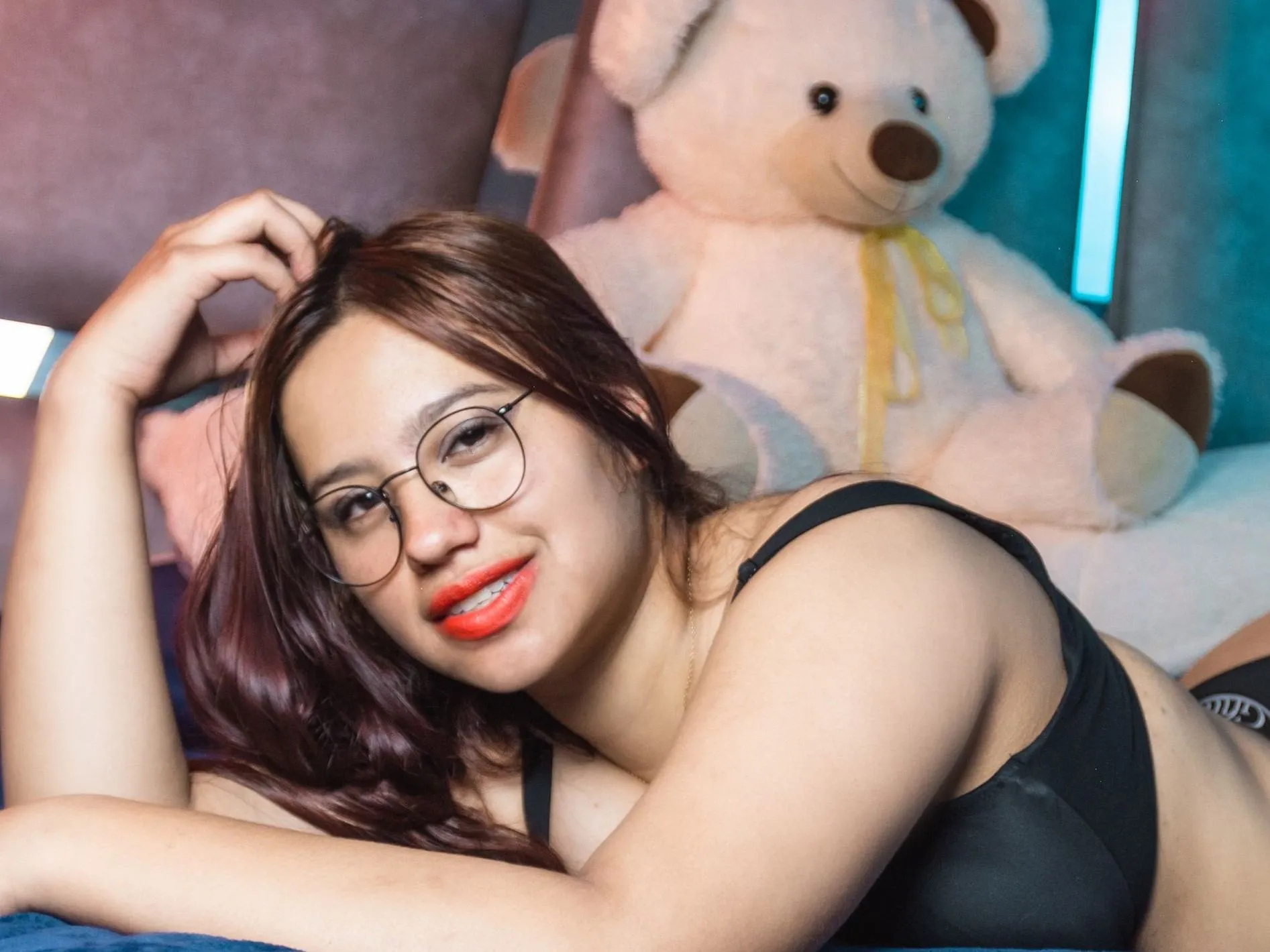 Live sex webcam photo for LianyJennings #3191997