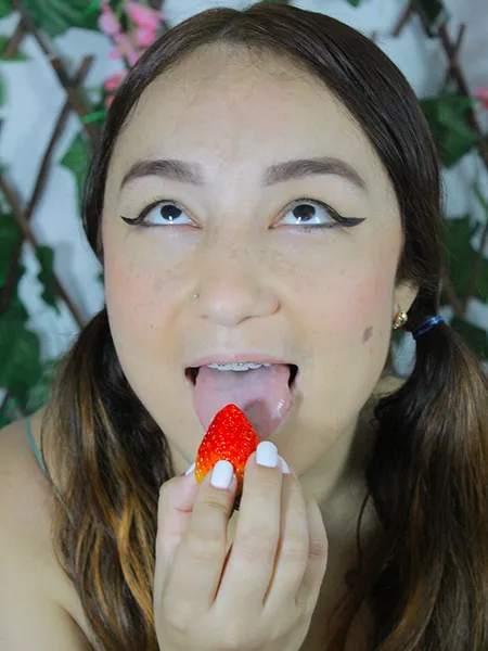 Live sex webcam photo for chloejohnson21r #3389453