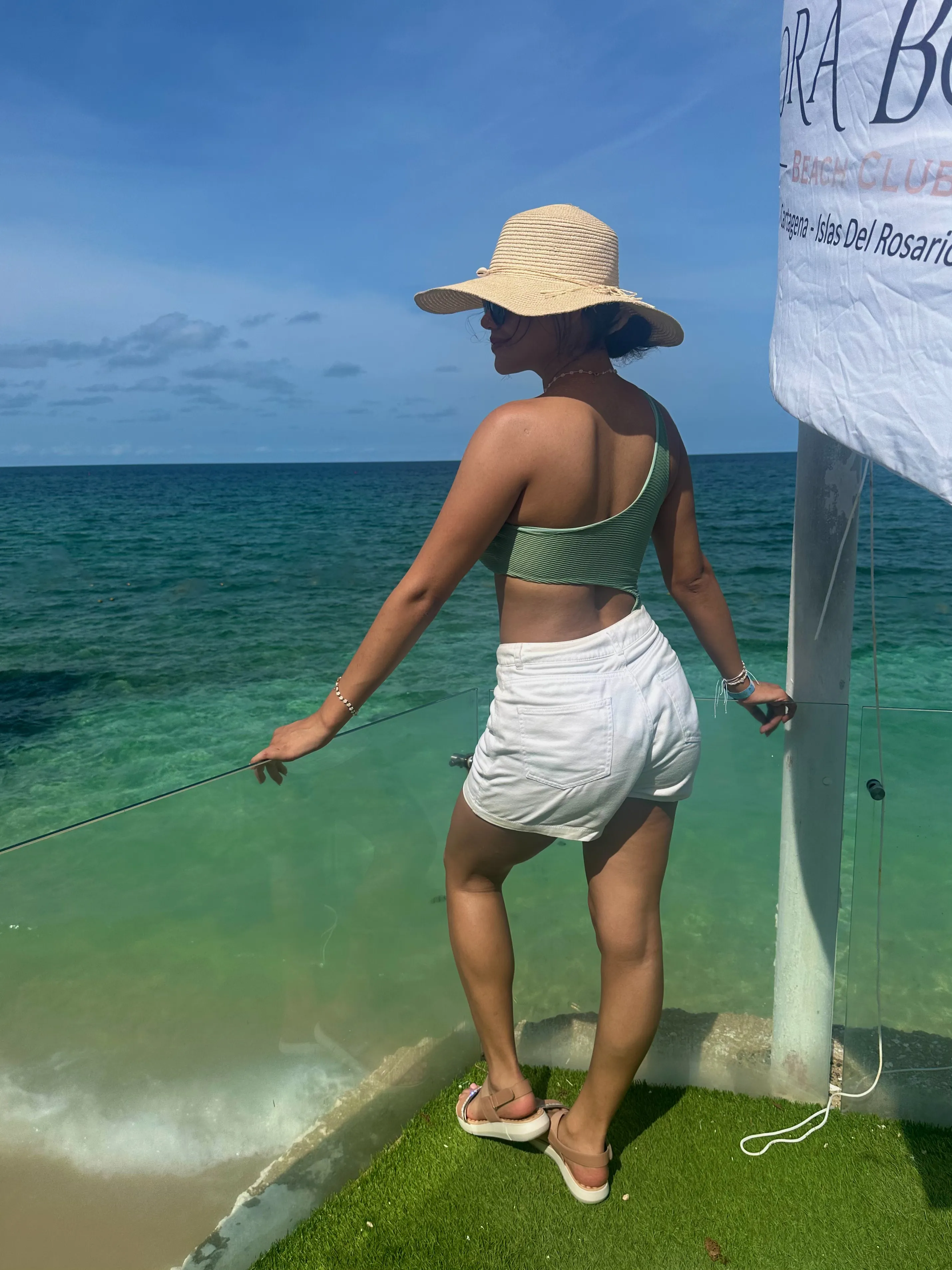 Live sex webcam photo for SofiiaBelo #7794398