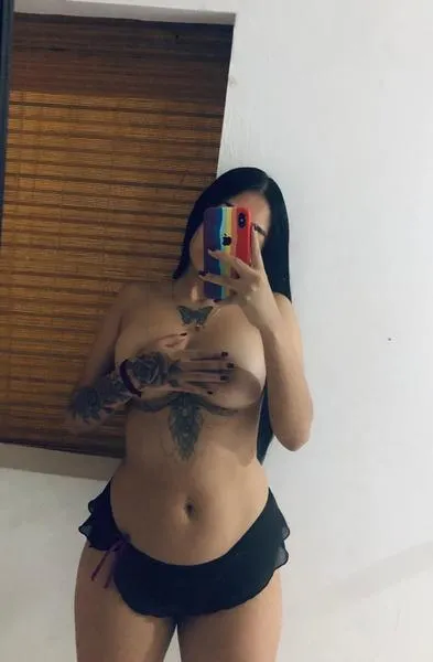 Live sex webcam photo for MegannRoy #3175704