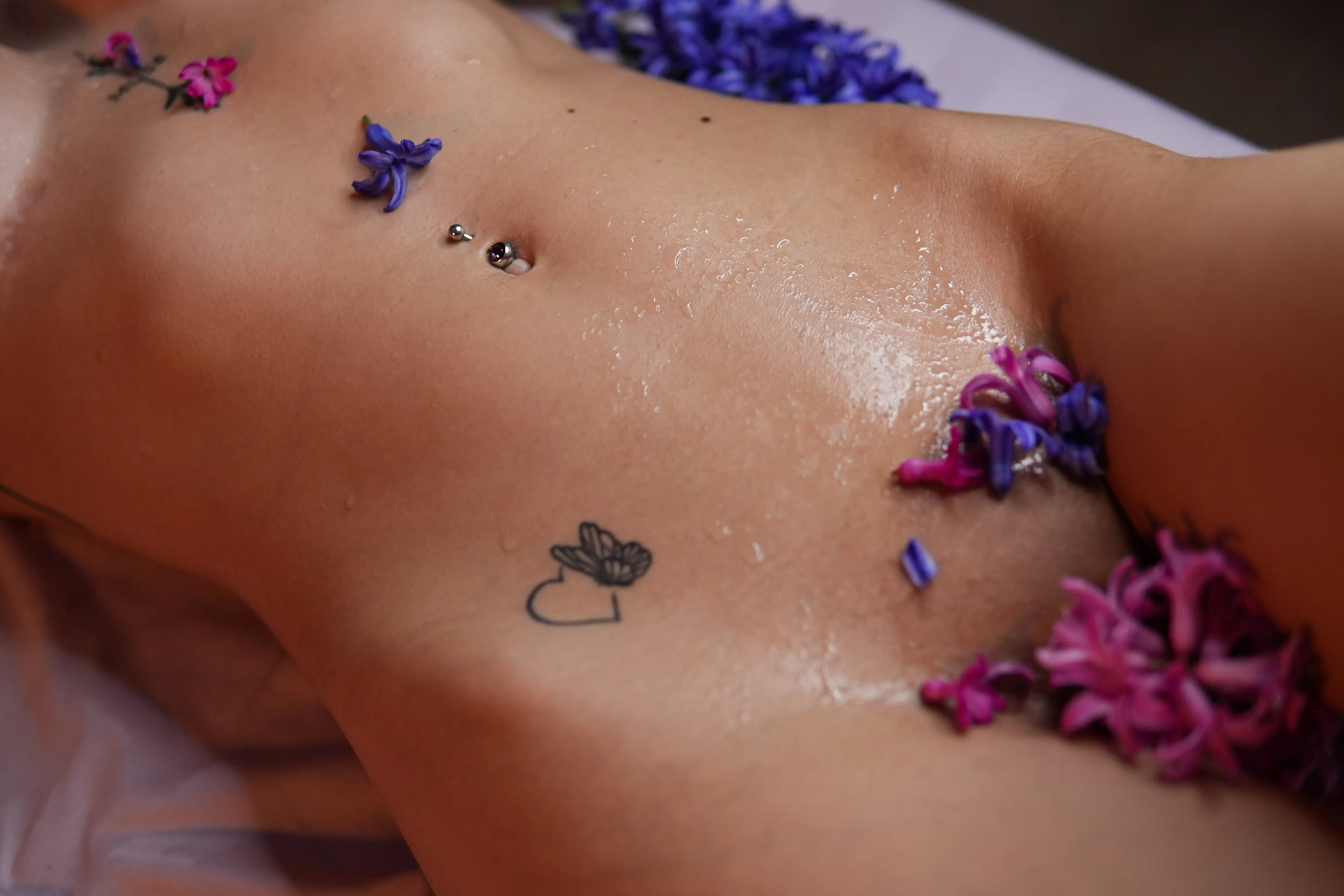 Live sex webcam photo for LeyaMeyers #7806435