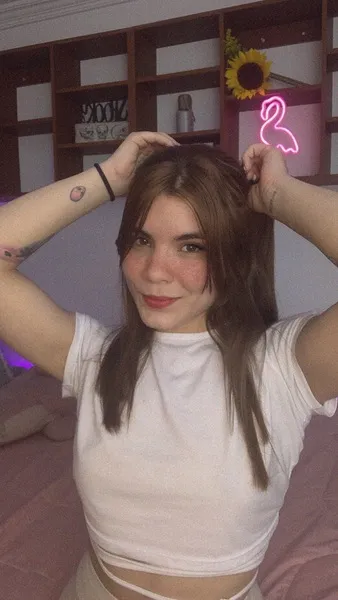 Live sex webcam photo for CamiDiaz #3731721