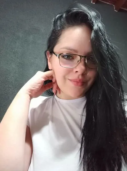 Live sex webcam photo for HinamiAory #3245583
