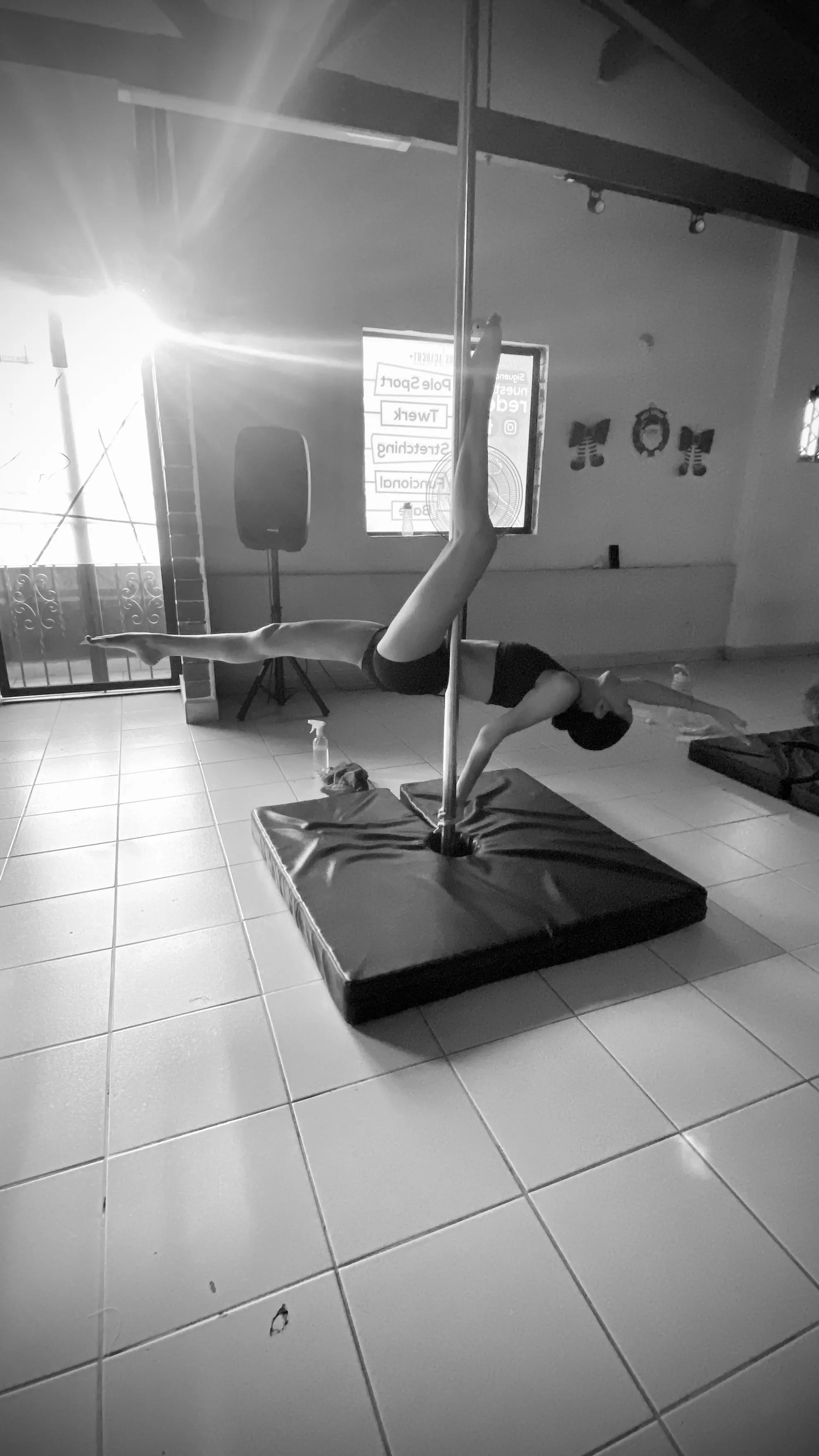 Live sex webcam photo for Bellywrist #7196460