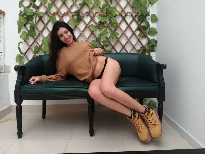 Live sex webcam photo for MelanieJenkins #3207799